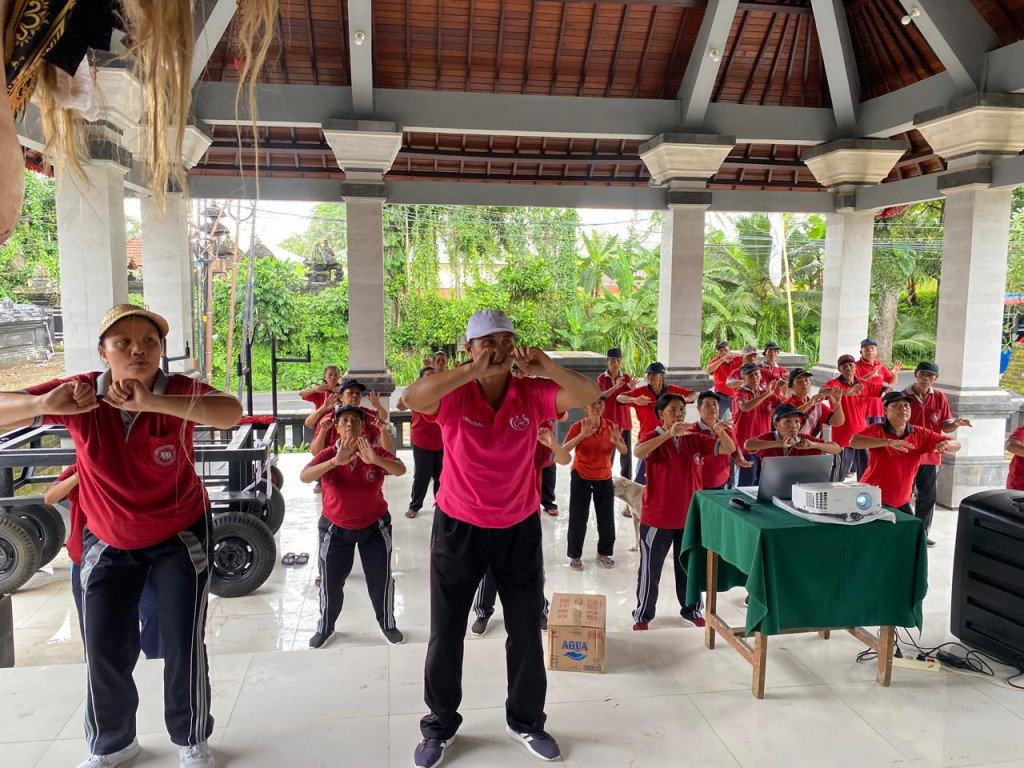 Pelaksanaan Kegiatan Posyandu Lansia Banjar Karangenjung Bhakti - 05 Januari 2025